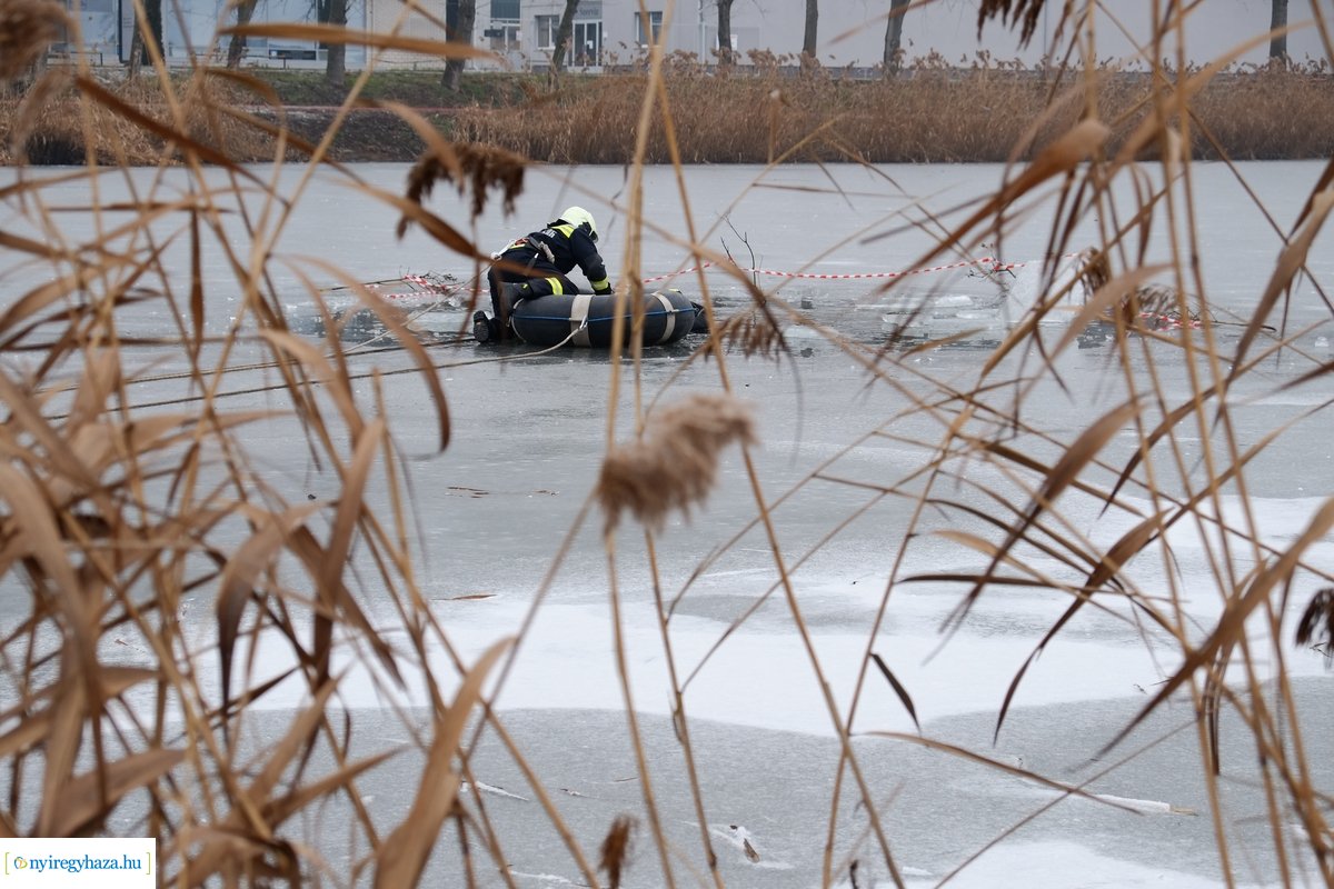 Jégről mentési gyakorlat a Bujtoson - 2020