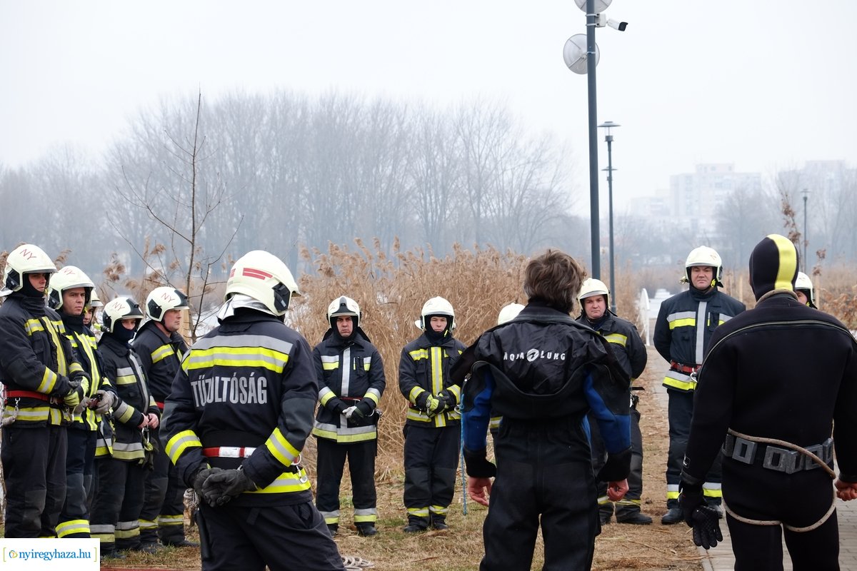 Jégről mentési gyakorlat a Bujtoson - 2020