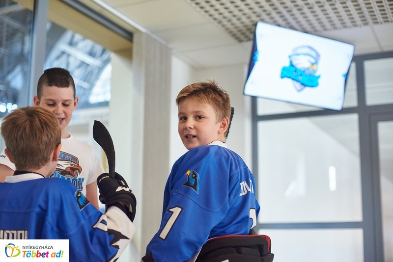 Jégsport sajtótájékoztató