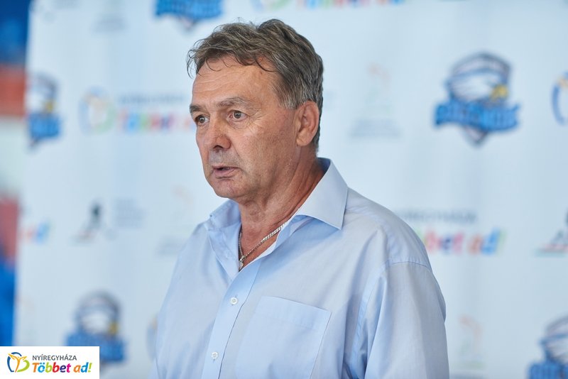 Jégsport sajtótájékoztató