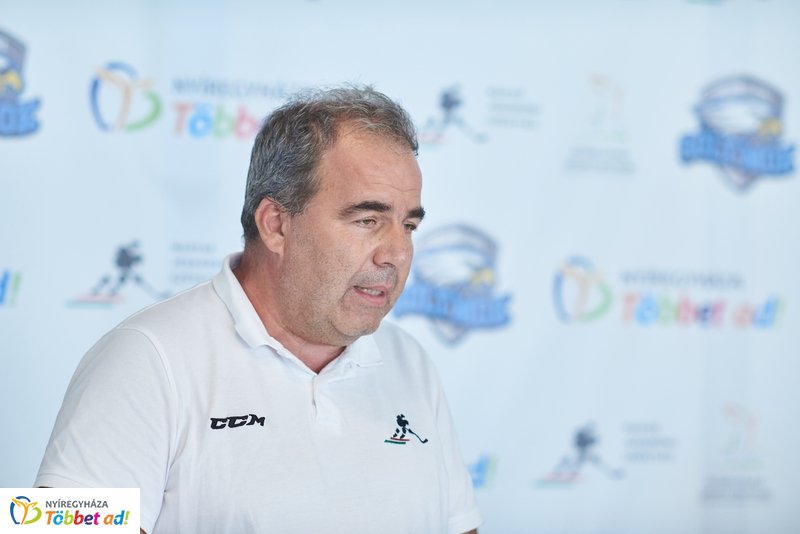 Jégsport sajtótájékoztató