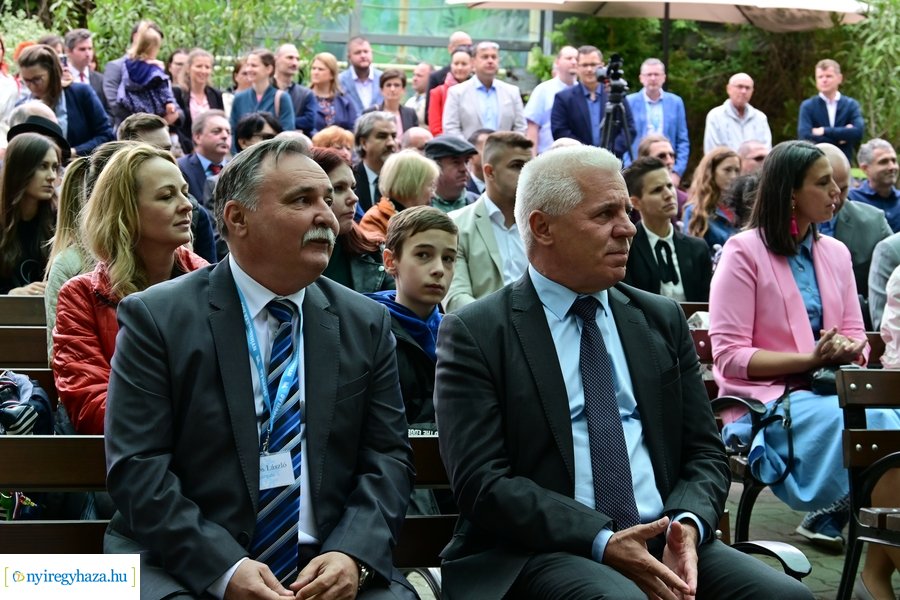 Jégvilág átadó 2024