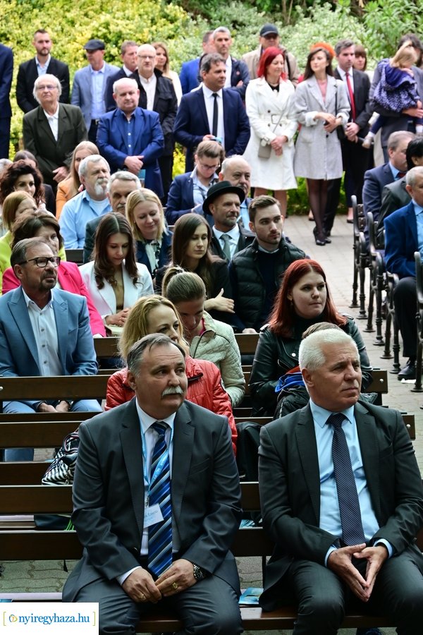 Jégvilág átadó 2024