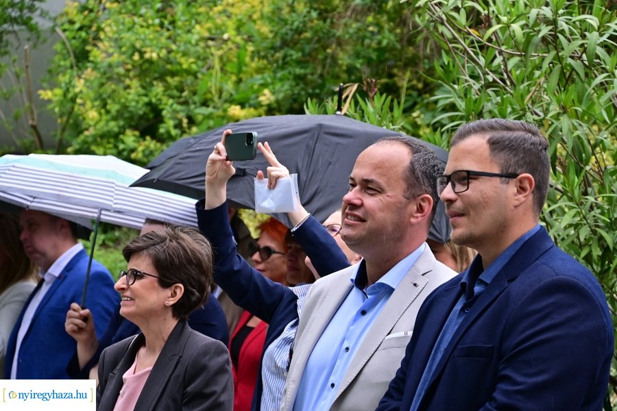 Jégvilág átadó 2024