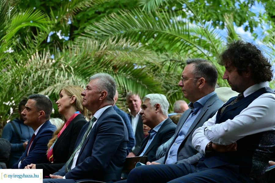 Jégvilág átadó 2024