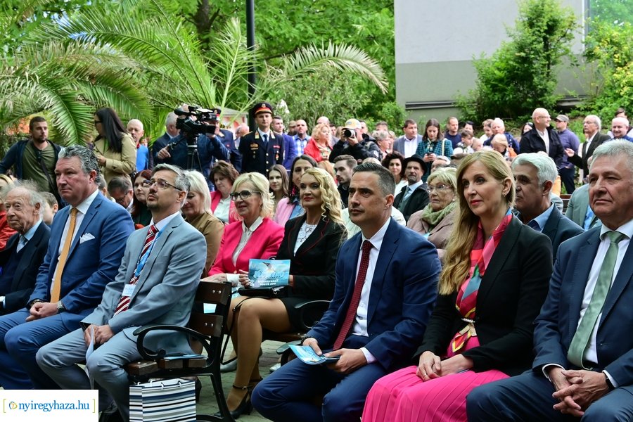 Jégvilág átadó 2024