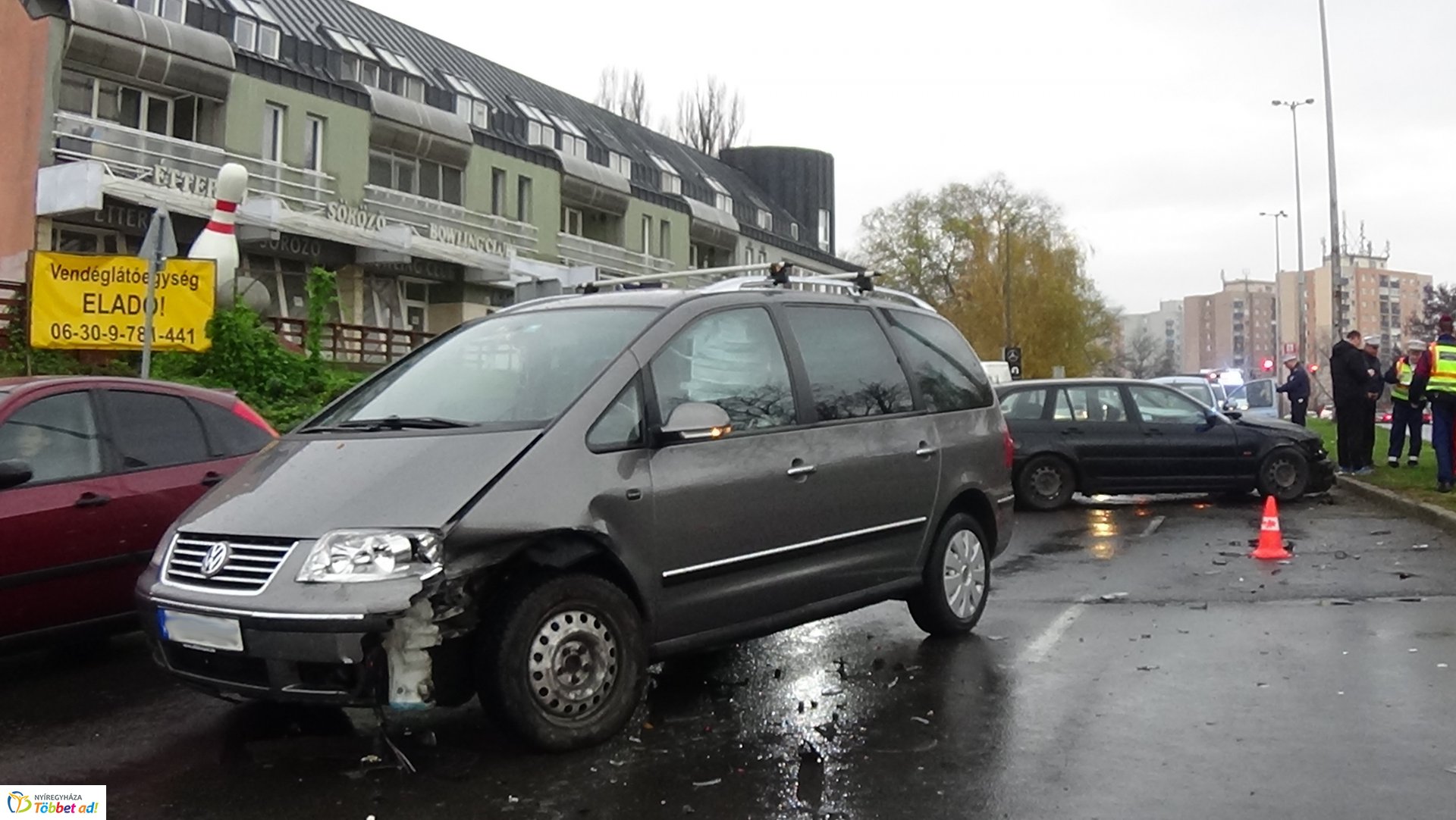 Jelentős anyagi kárral járó baleset a Pazonyi úton