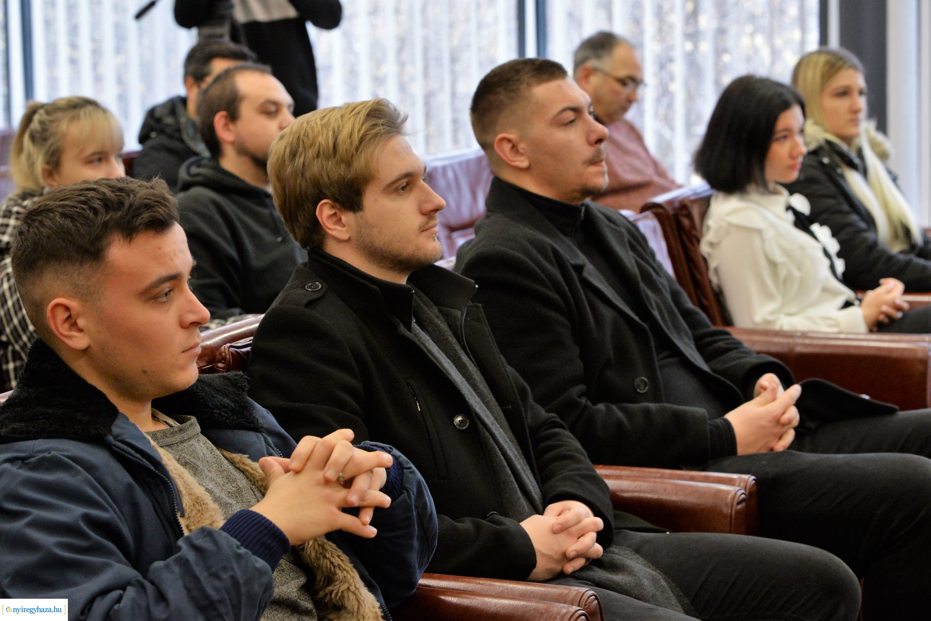 Jelképes laptop átadás a Nyíregyházi Egyetem elsőéves hallgatói részére