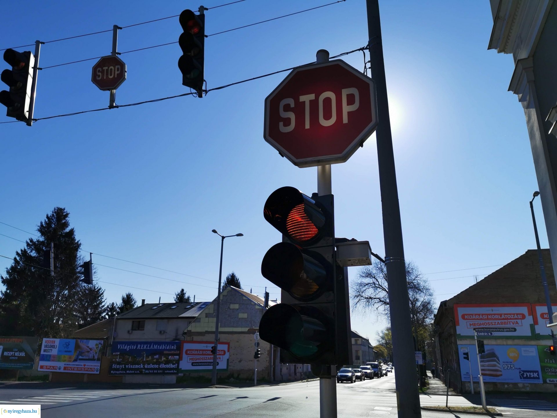 Jelzőlámpák karbantartása 