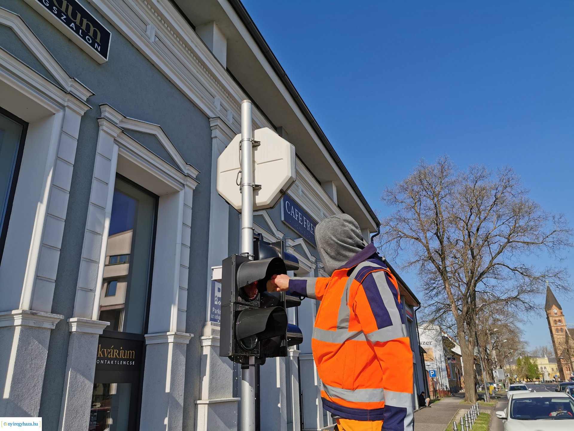 Jelzőlámpák karbantartása 