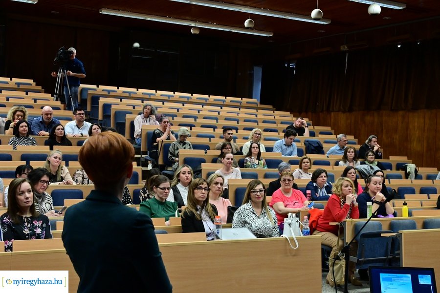 Jelzőrendszeri szakmai tanácskozás 20240228