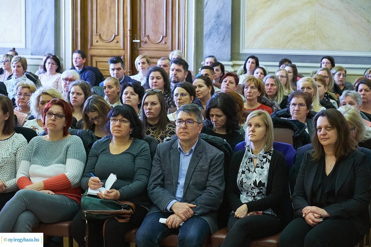 Jelzőrendszeri tanácskozás a Városházán