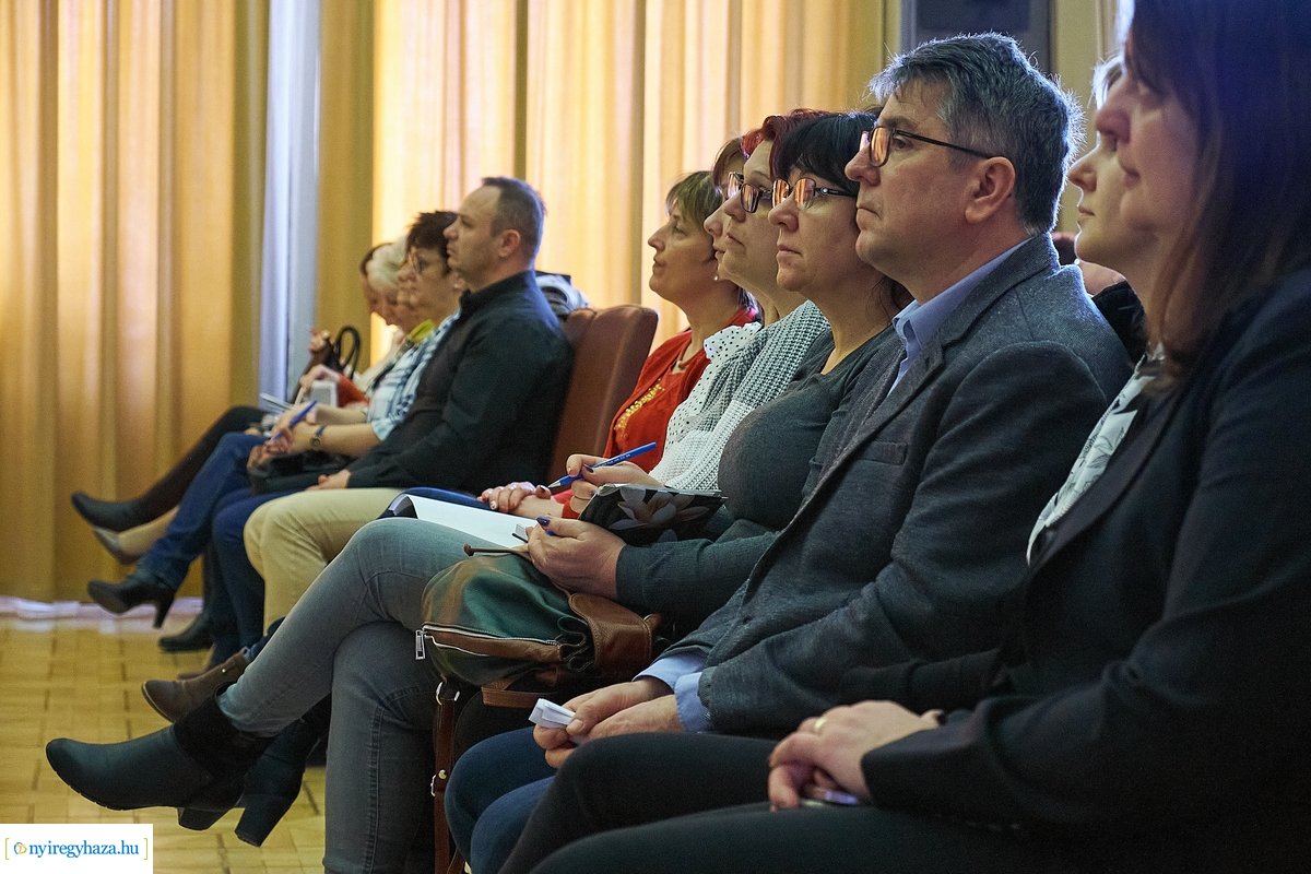 Jelzőrendszeri tanácskozás a Városházán