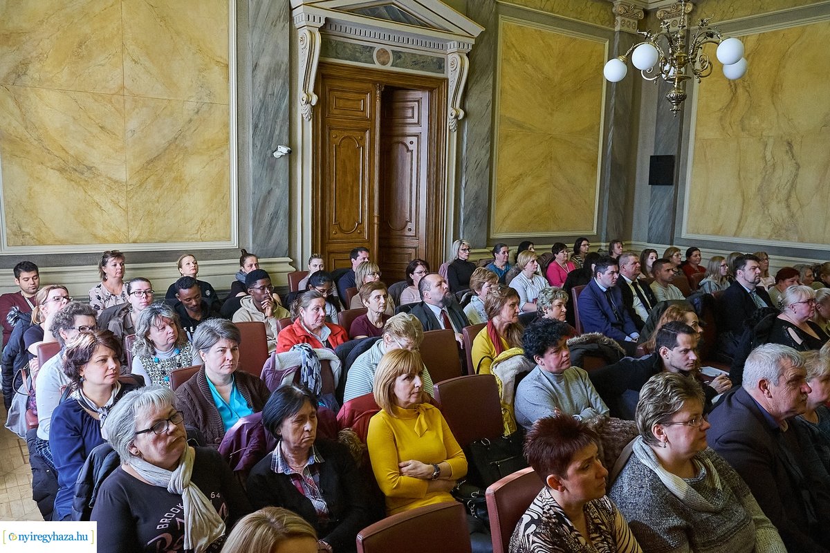 Jelzőrendszeri tanácskozás a Városházán