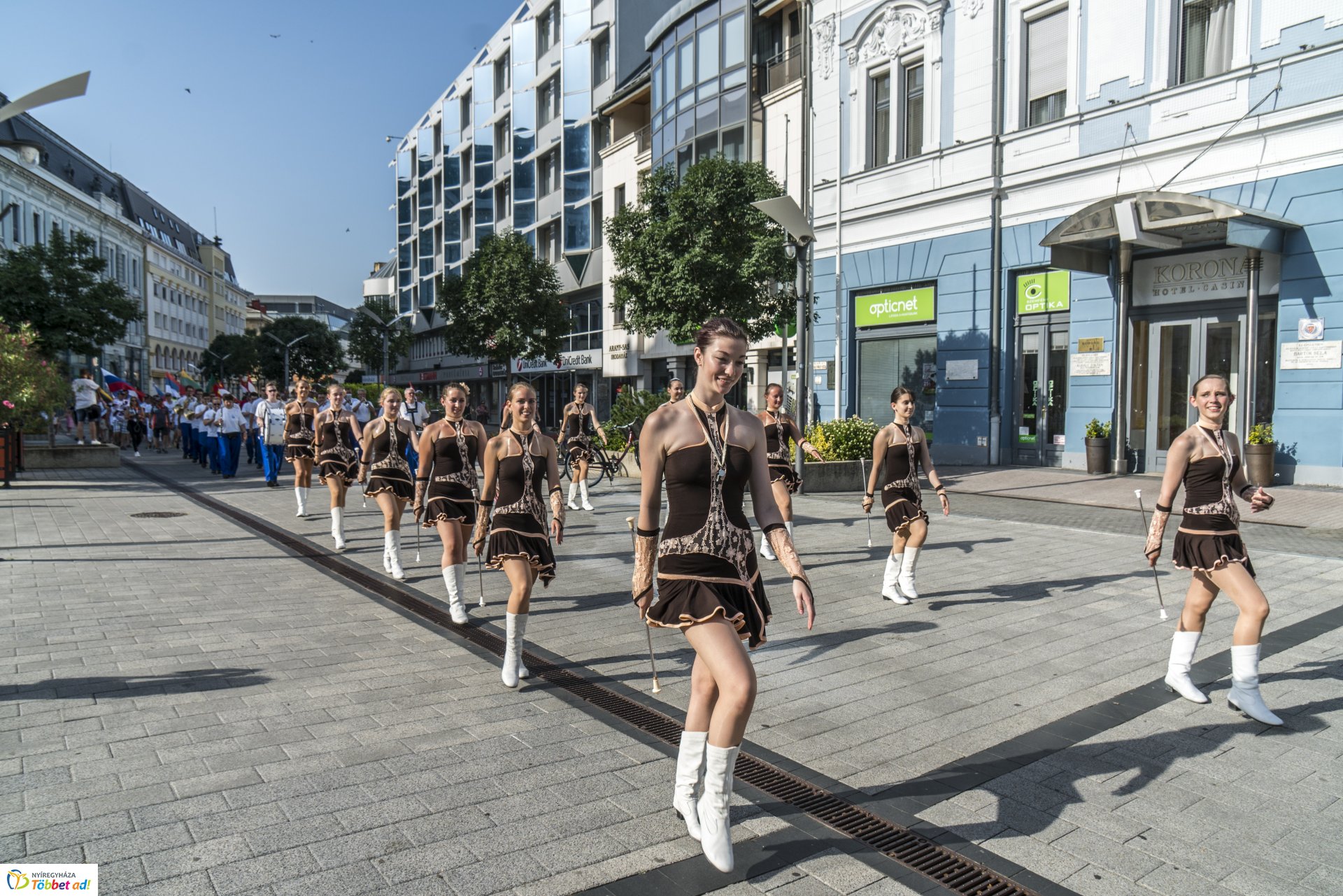 Jet Ski Eb megnyitó a Kossuth téren