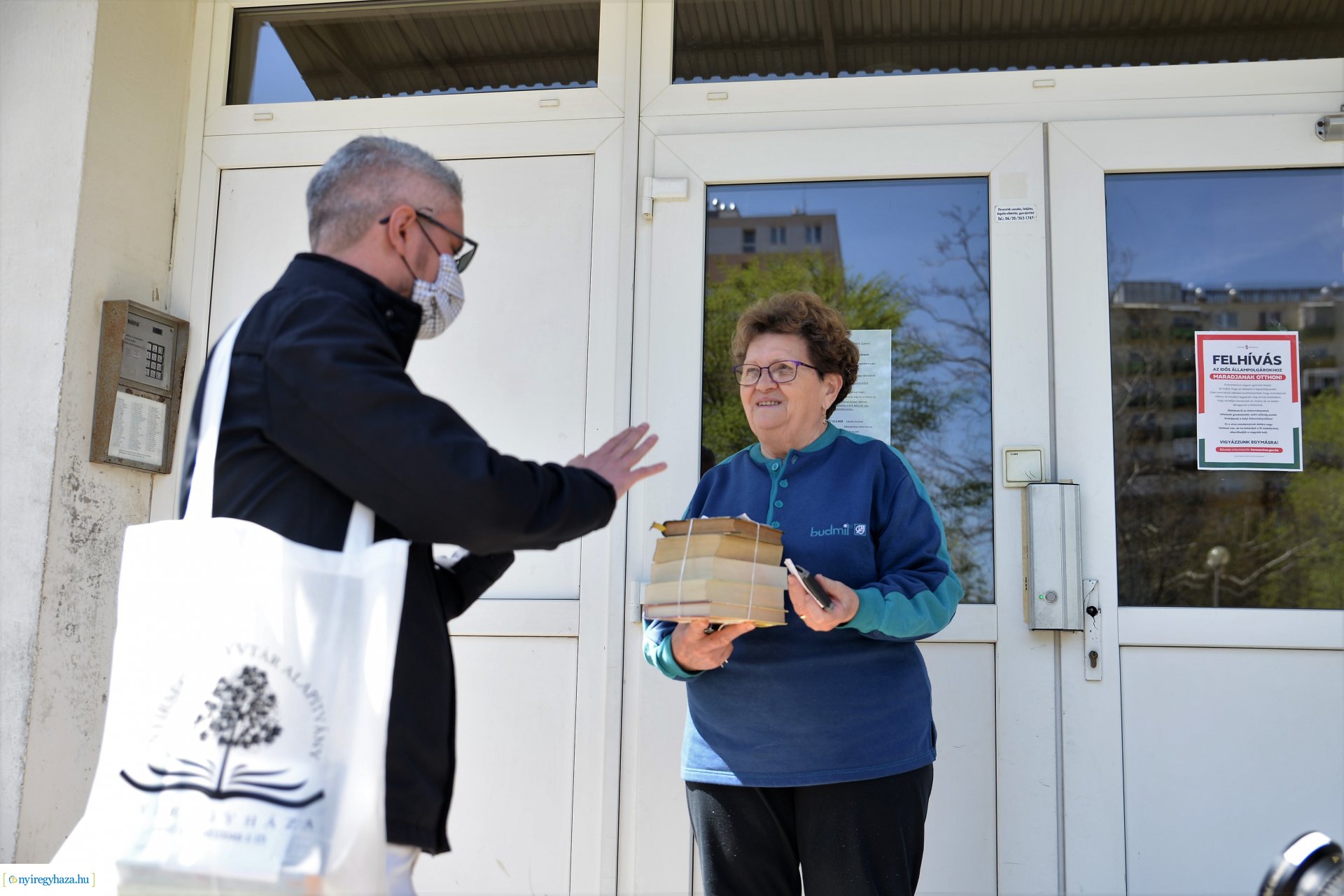 Jósavárosban a könyvtár házhoz megy