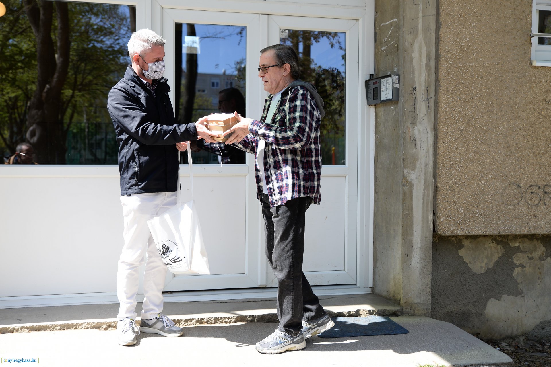 Jósavárosban a könyvtár házhoz megy