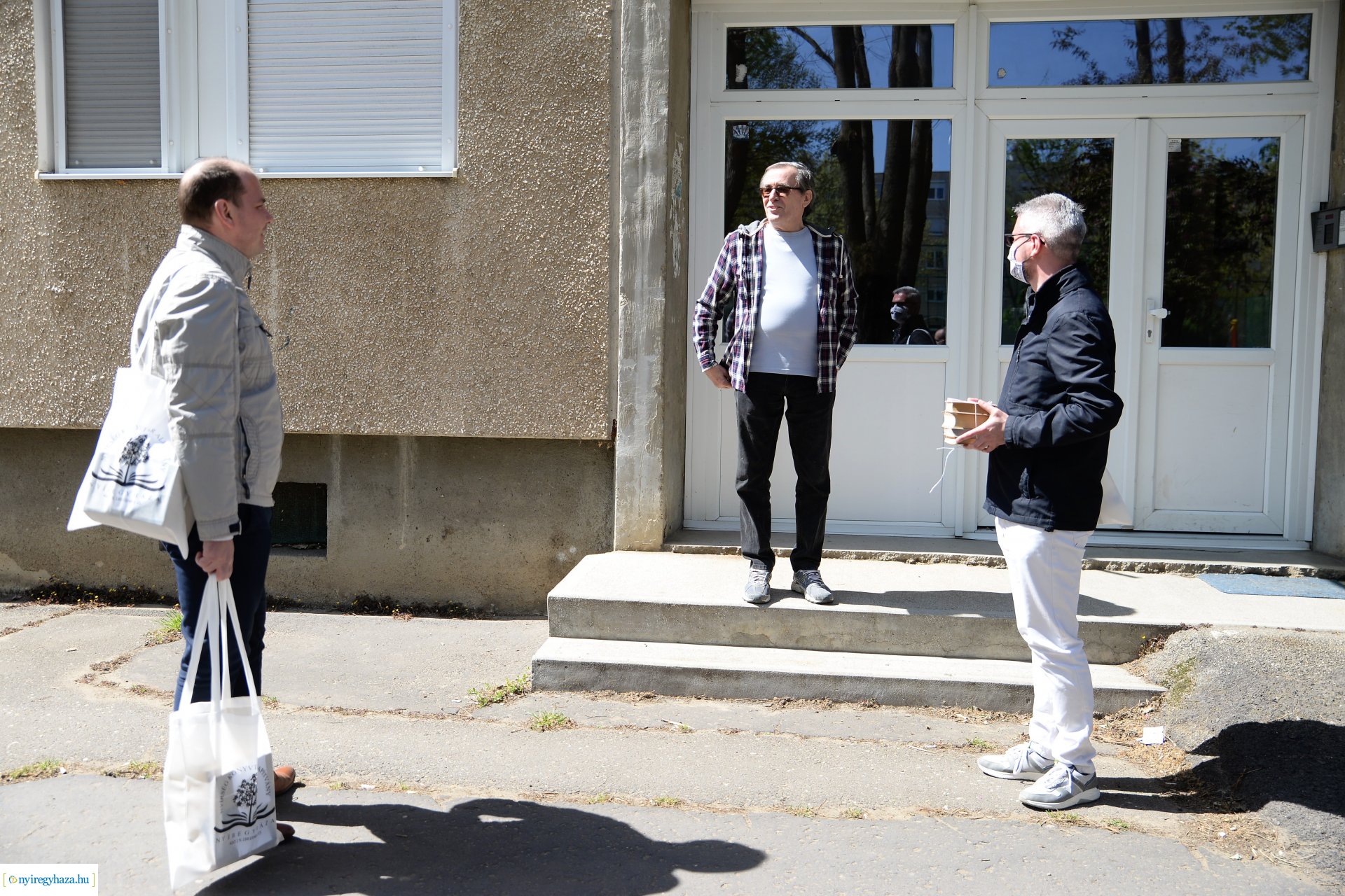 Jósavárosban a könyvtár házhoz megy