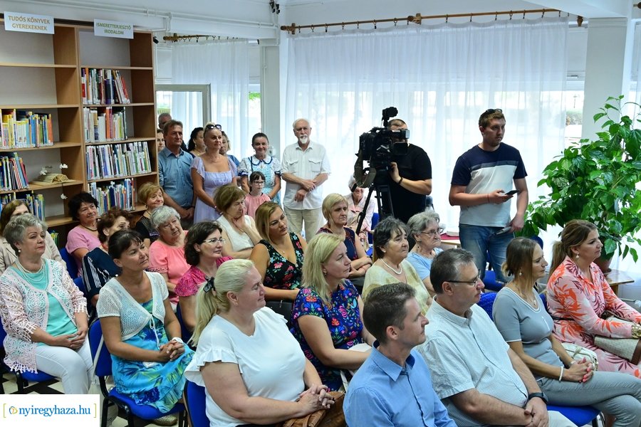 Jósavárosi fiókkönyvtár megnyitó 2024