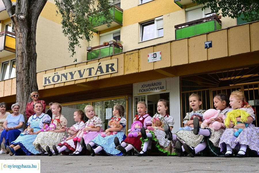 Jósavárosi fiókkönyvtár megnyitó 2024