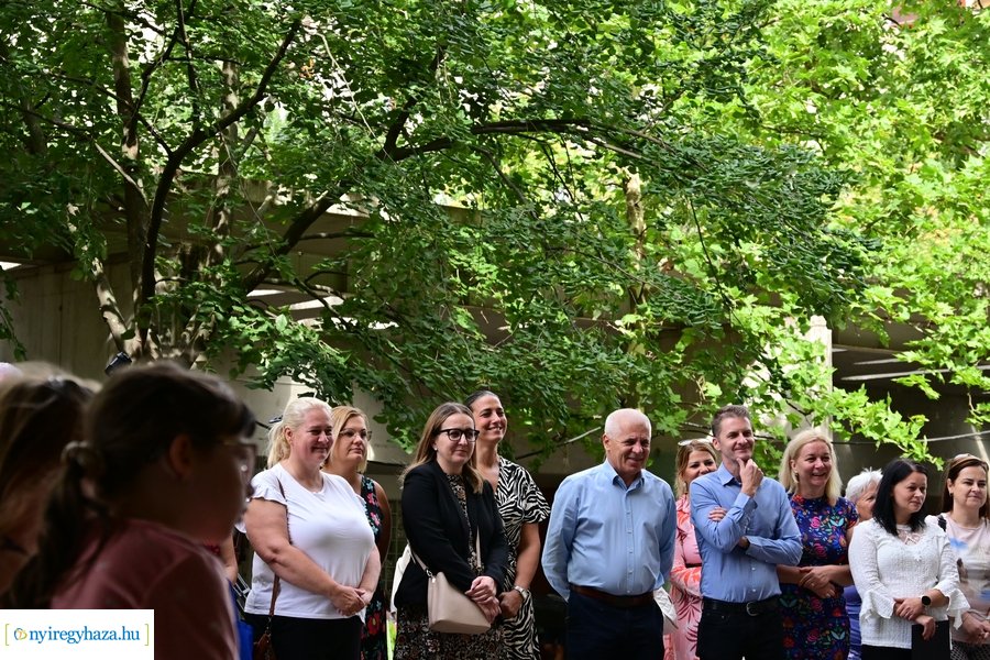 Jósavárosi fiókkönyvtár megnyitó 2024