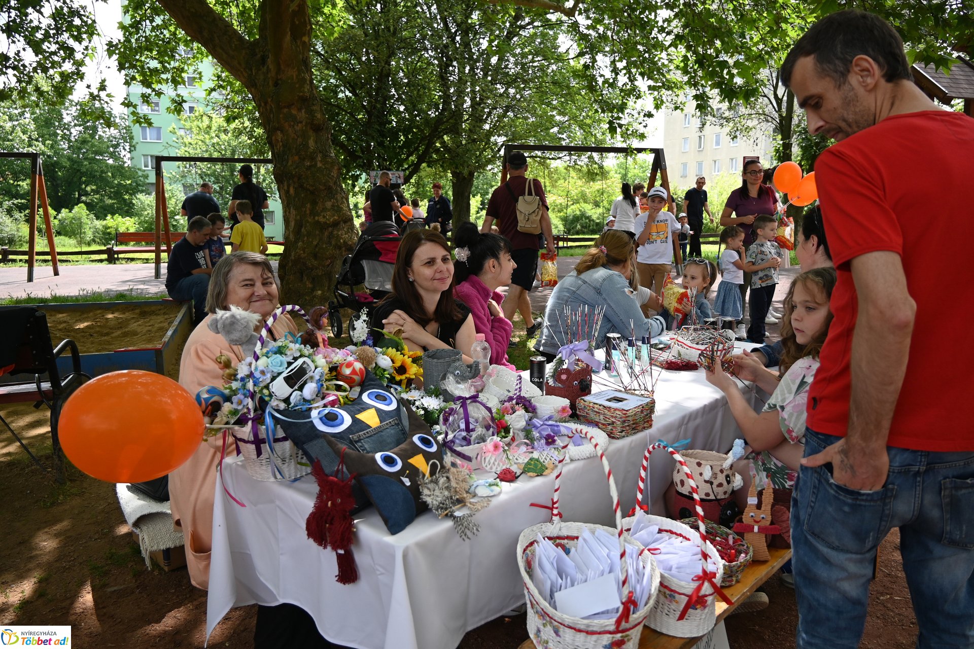 Jósavárosi gyereknap - Gyereket a magasba! 