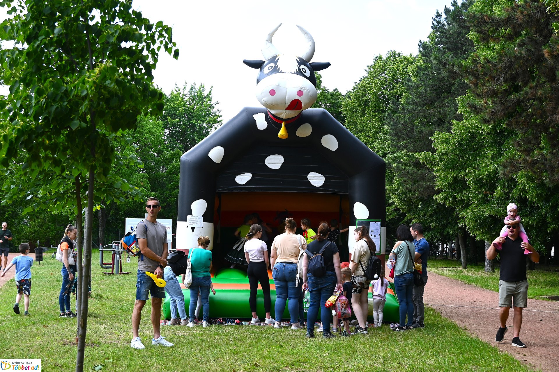 Jósavárosi gyereknap - Gyereket a magasba! 