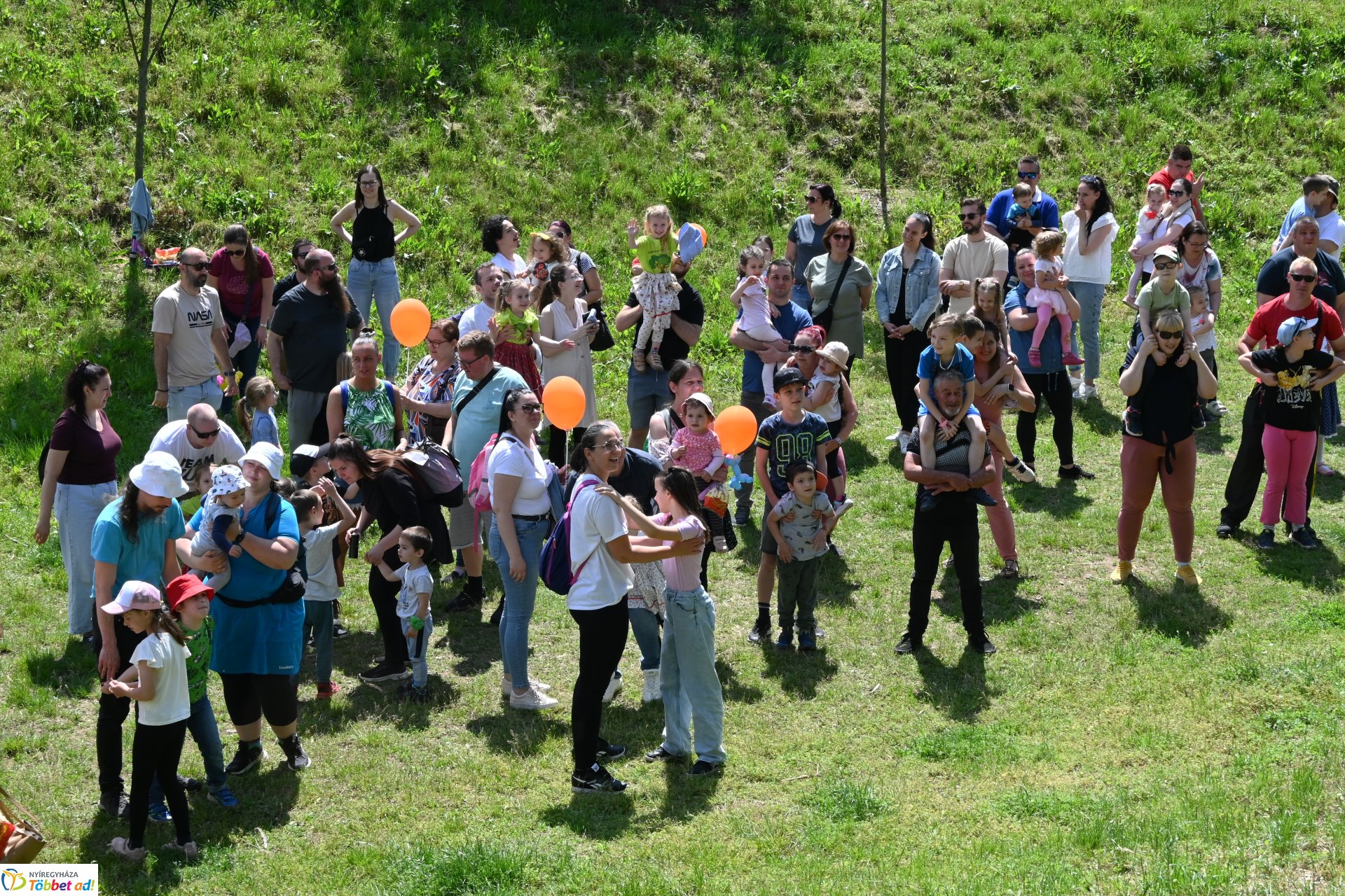 Jósavárosi gyereknap - Gyereket a magasba! 