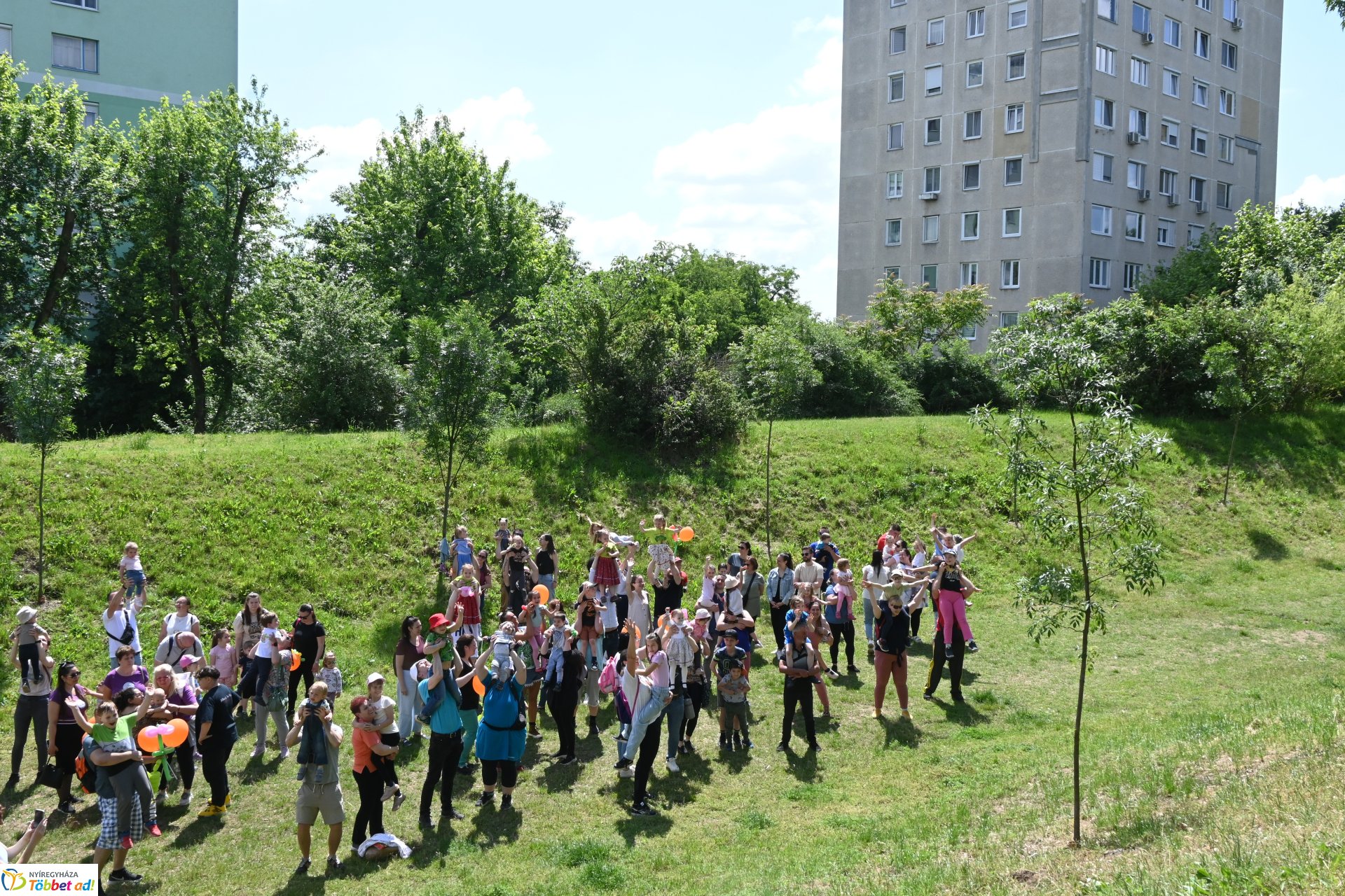 Jósavárosi gyereknap - Gyereket a magasba! 