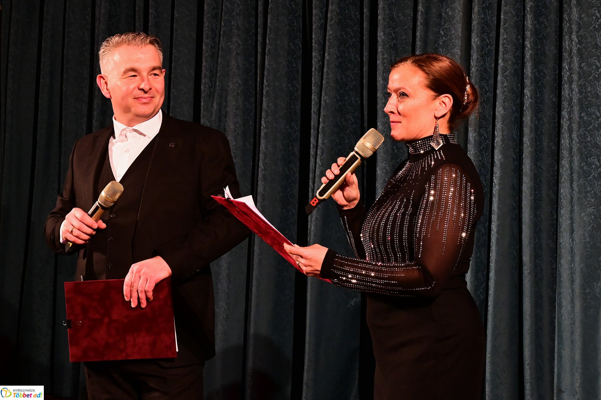 Jótékonysági bál a Jókaiban