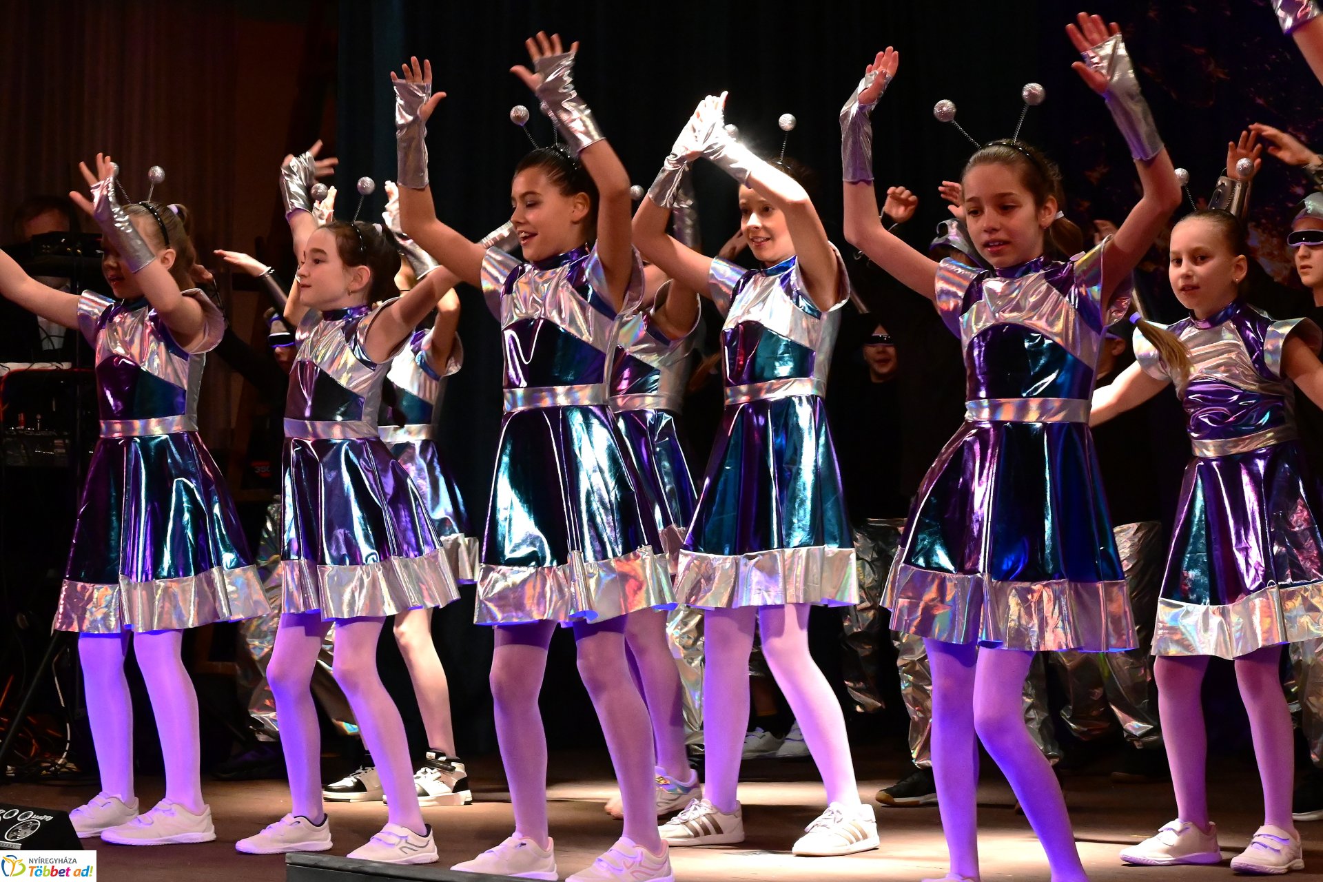 Jótékonysági bál a Jókaiban