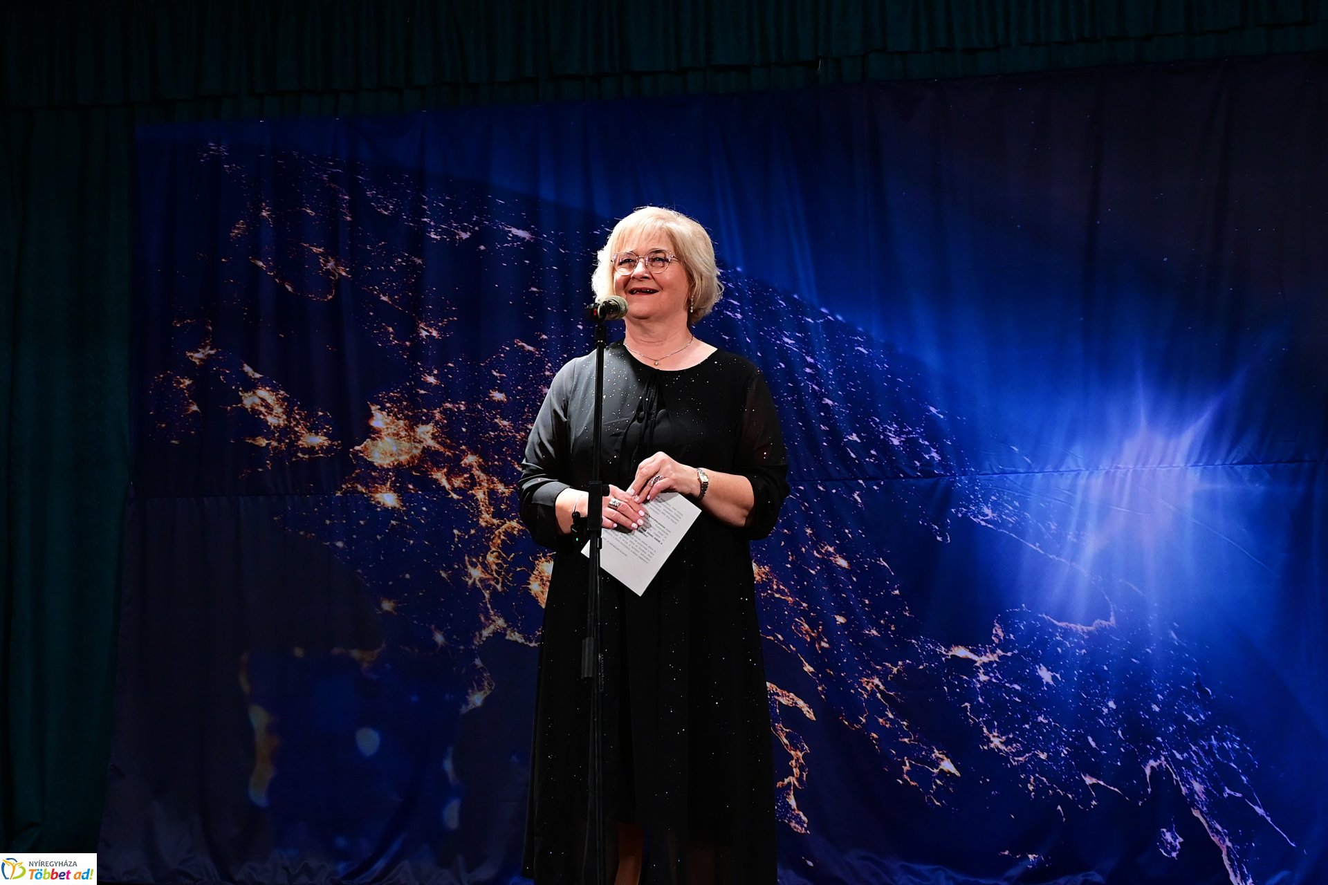 Jótékonysági bál a Jókaiban