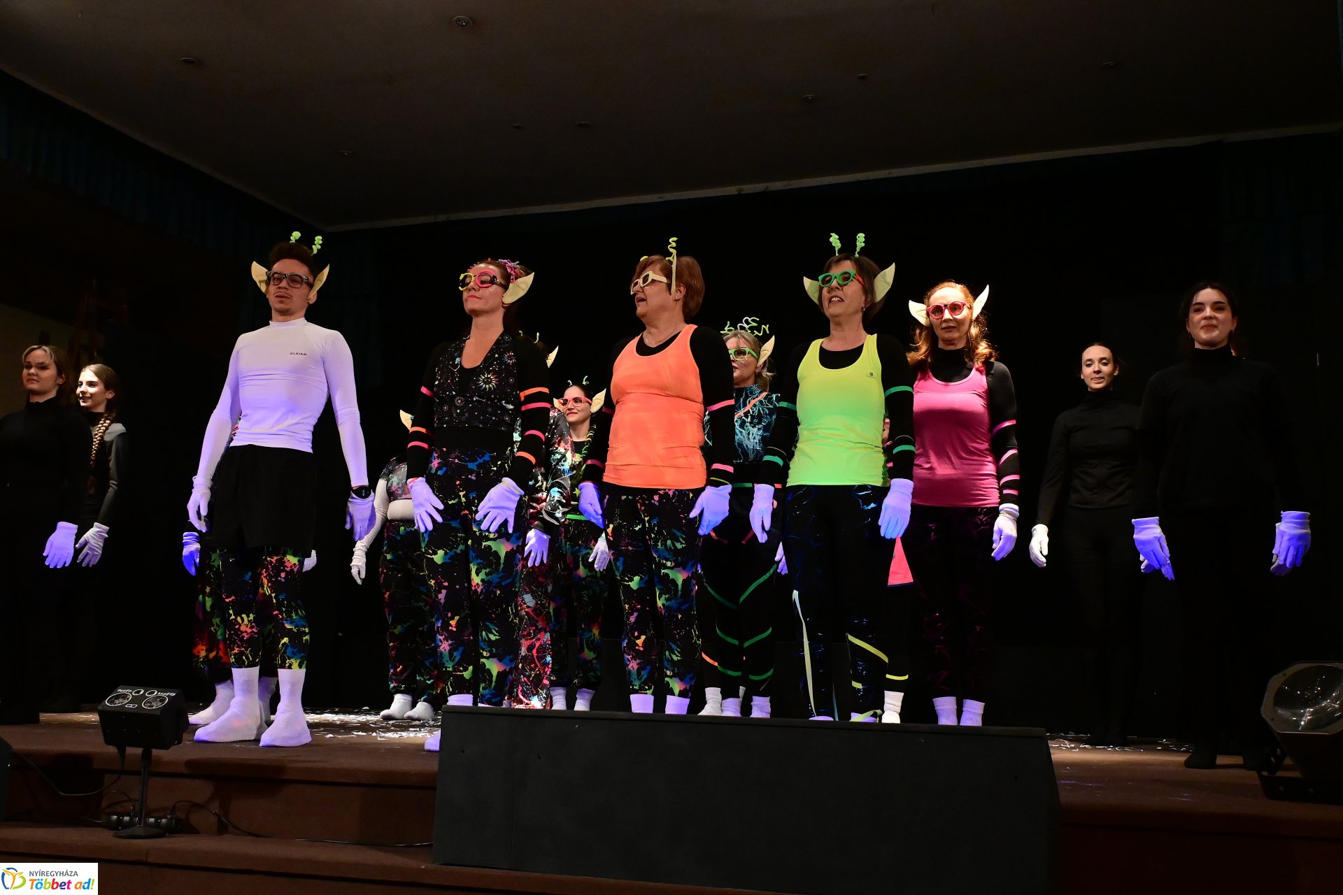 Jótékonysági bál a Jókaiban