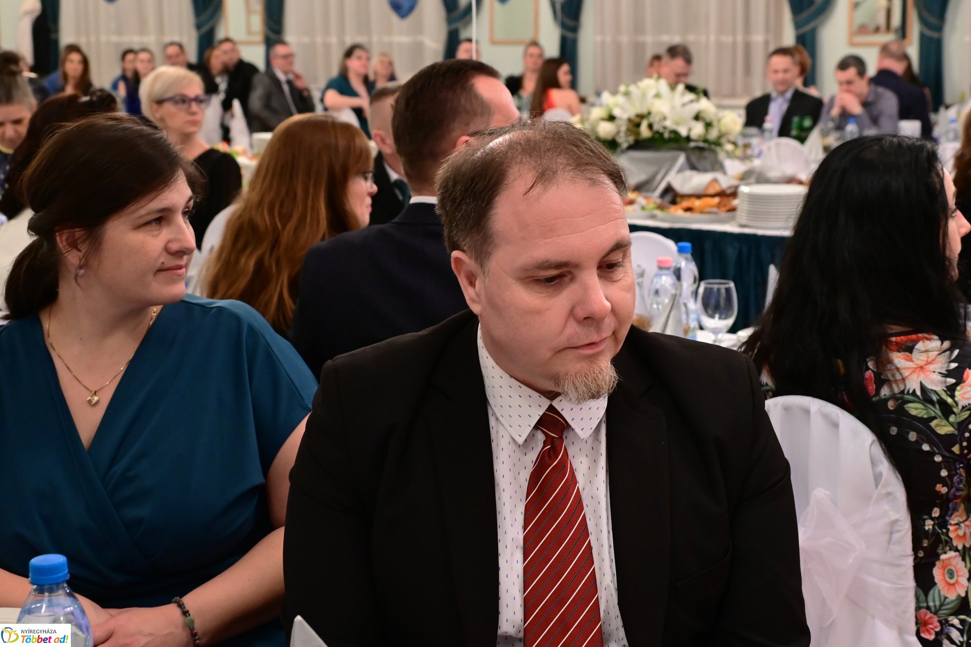 Jótékonysági bál a Jókaiban