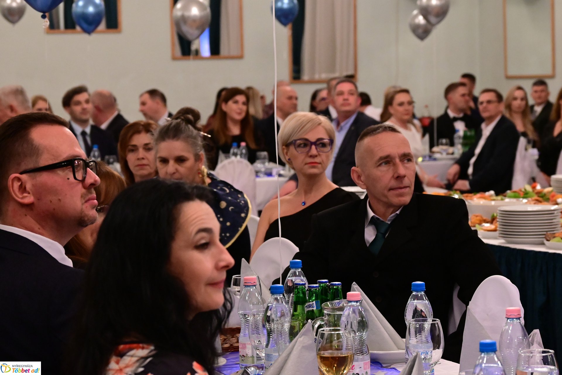 Jótékonysági bál a Jókaiban