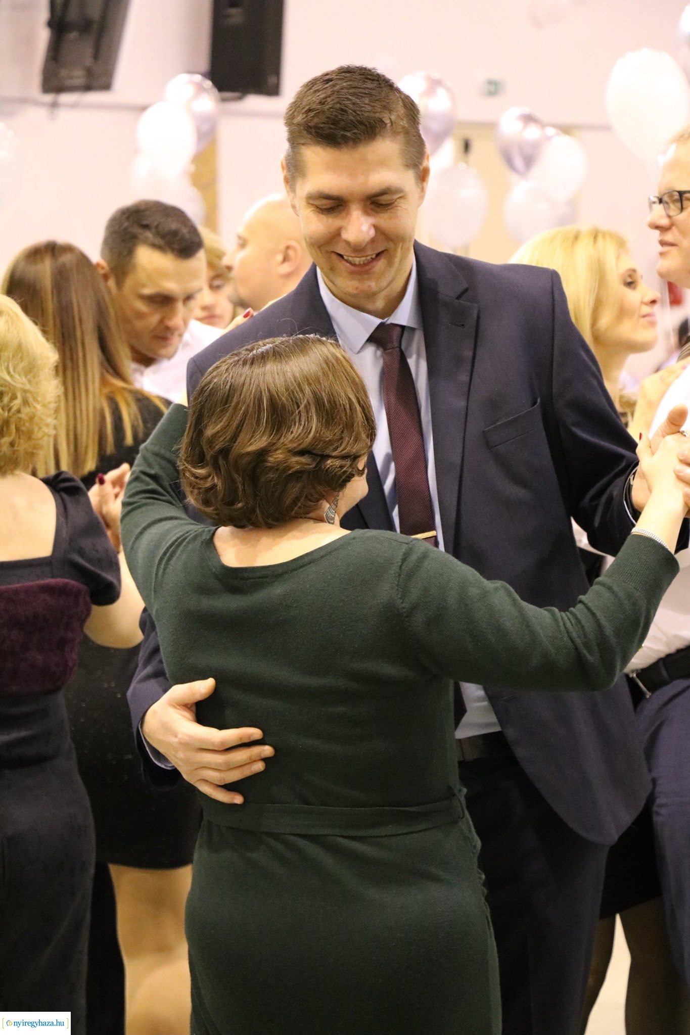 Jótékonysági bál a Szent Imrében