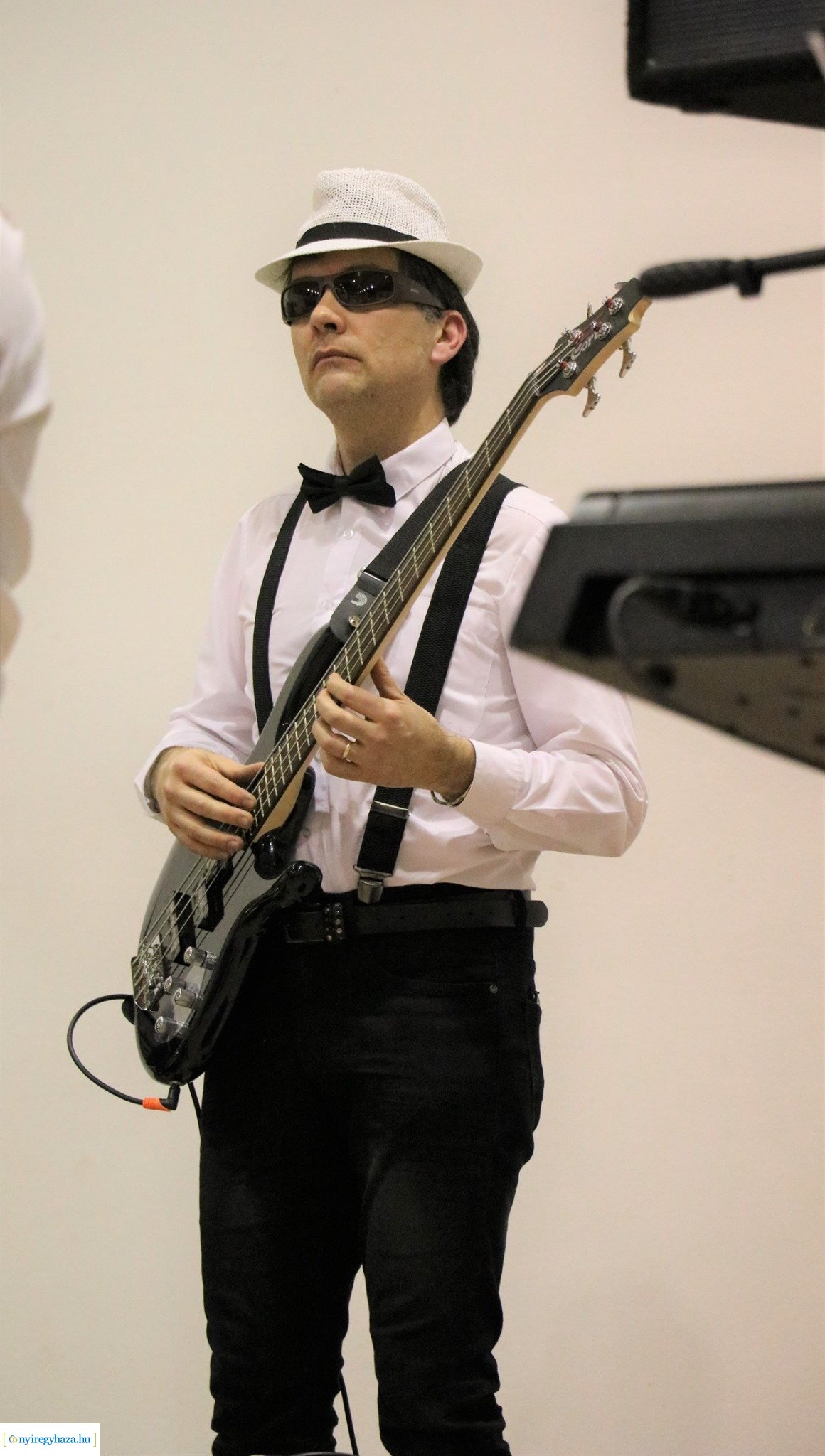 Jótékonysági bál a Szent Imrében