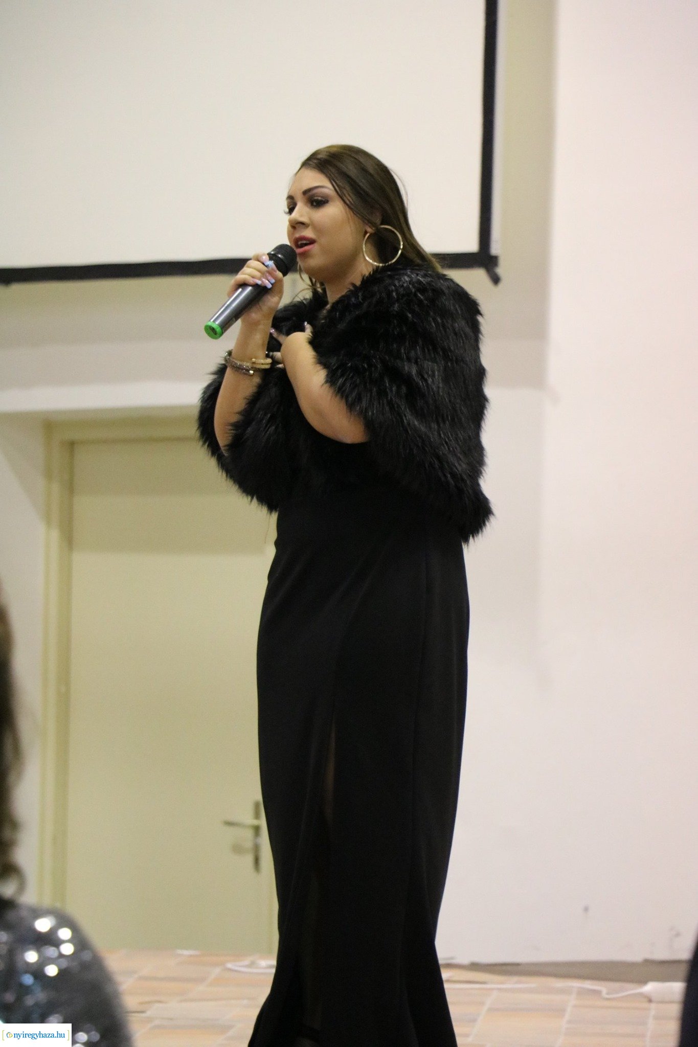 Jótékonysági bál a Szent Imrében