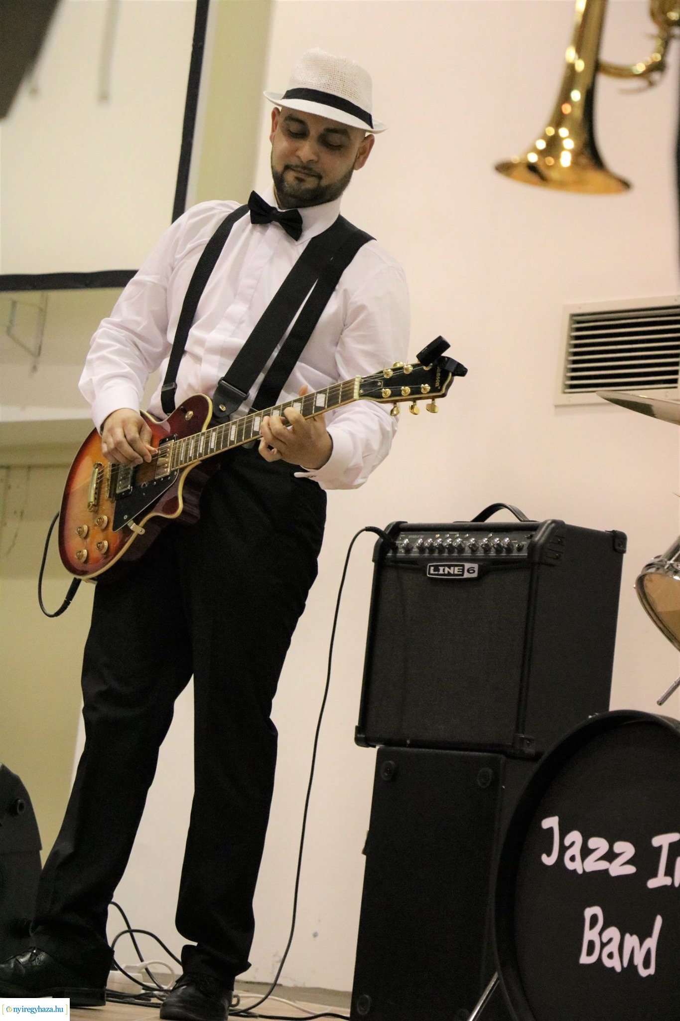 Jótékonysági bál a Szent Imrében