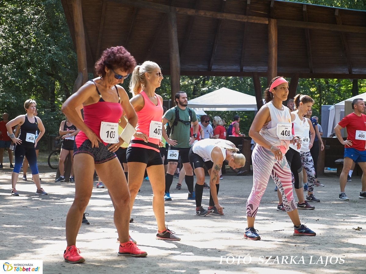 Jótékonysági futás az Erdei Tornapályán