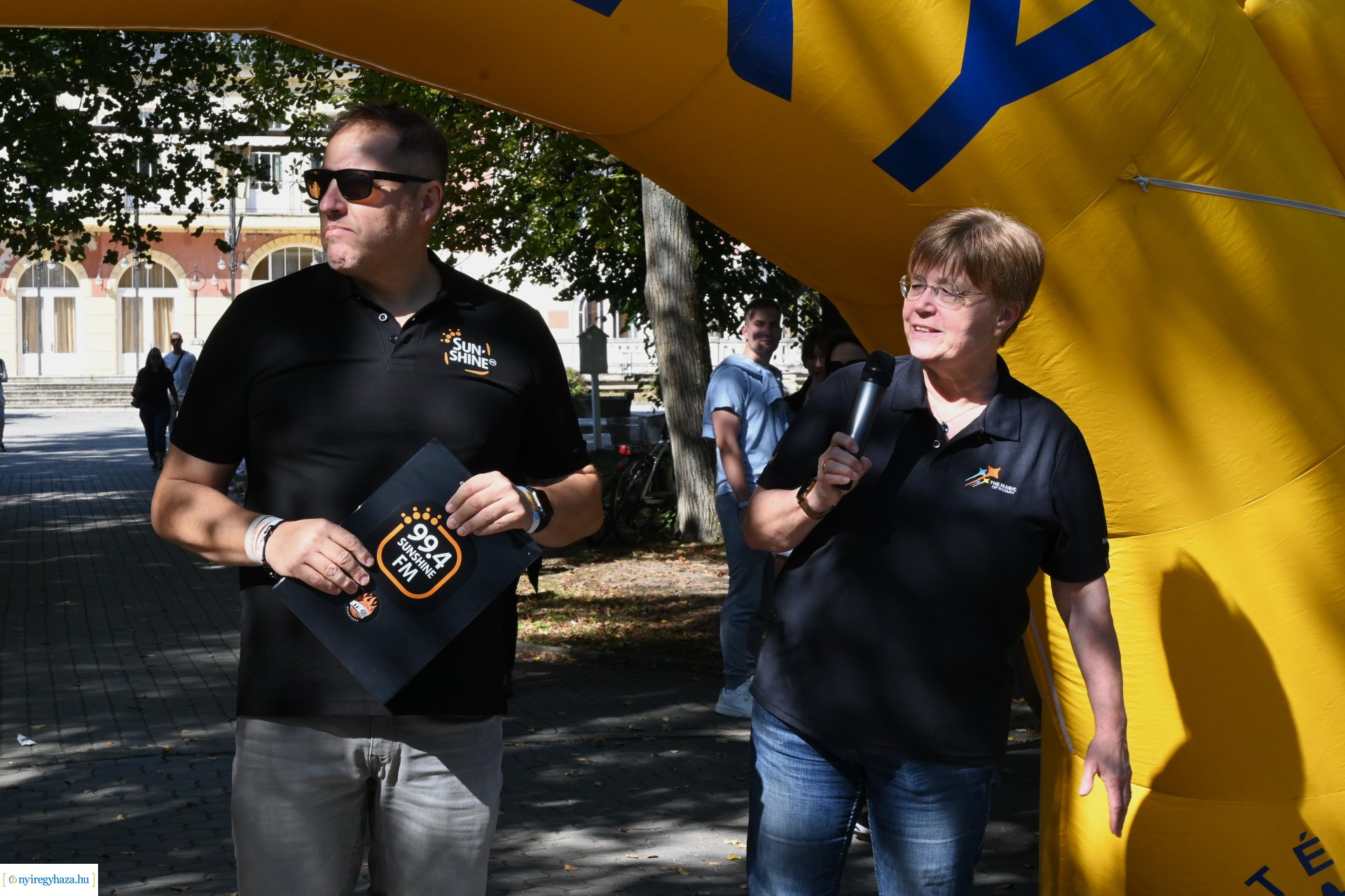 Jótékonysági kacsa úsztatás Sóstón