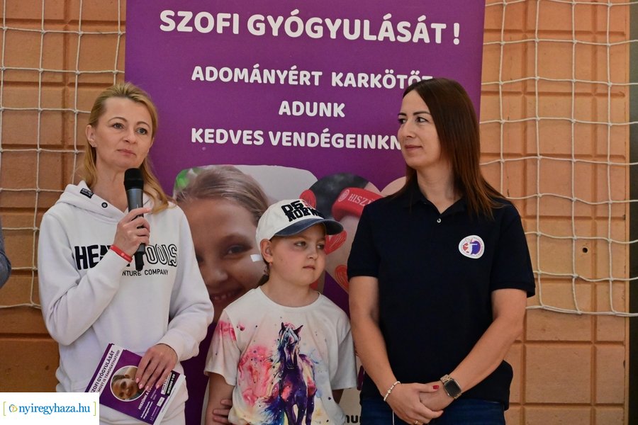 Jótékonysági kézilabda Szofi gyógyulásáért