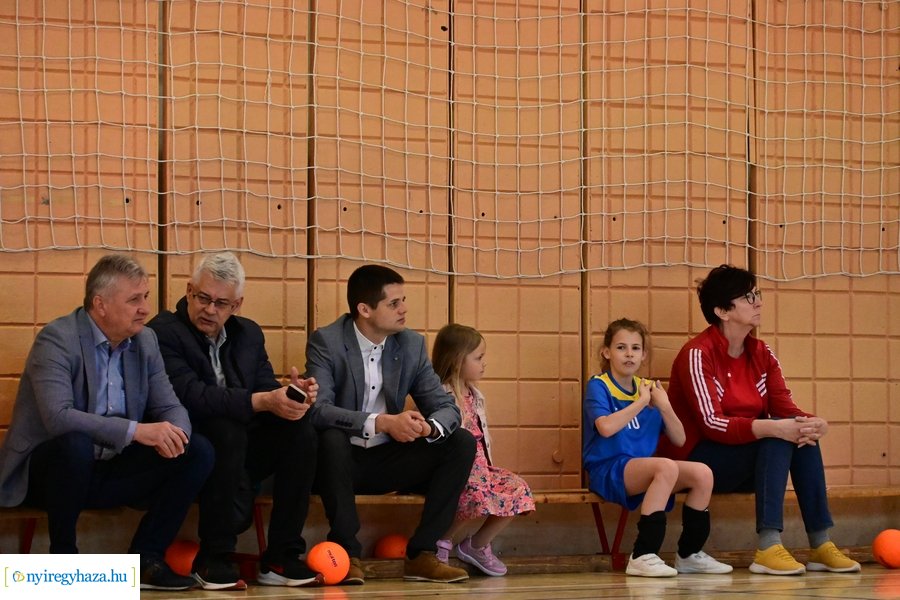 Jótékonysági kézilabda Szofi gyógyulásáért