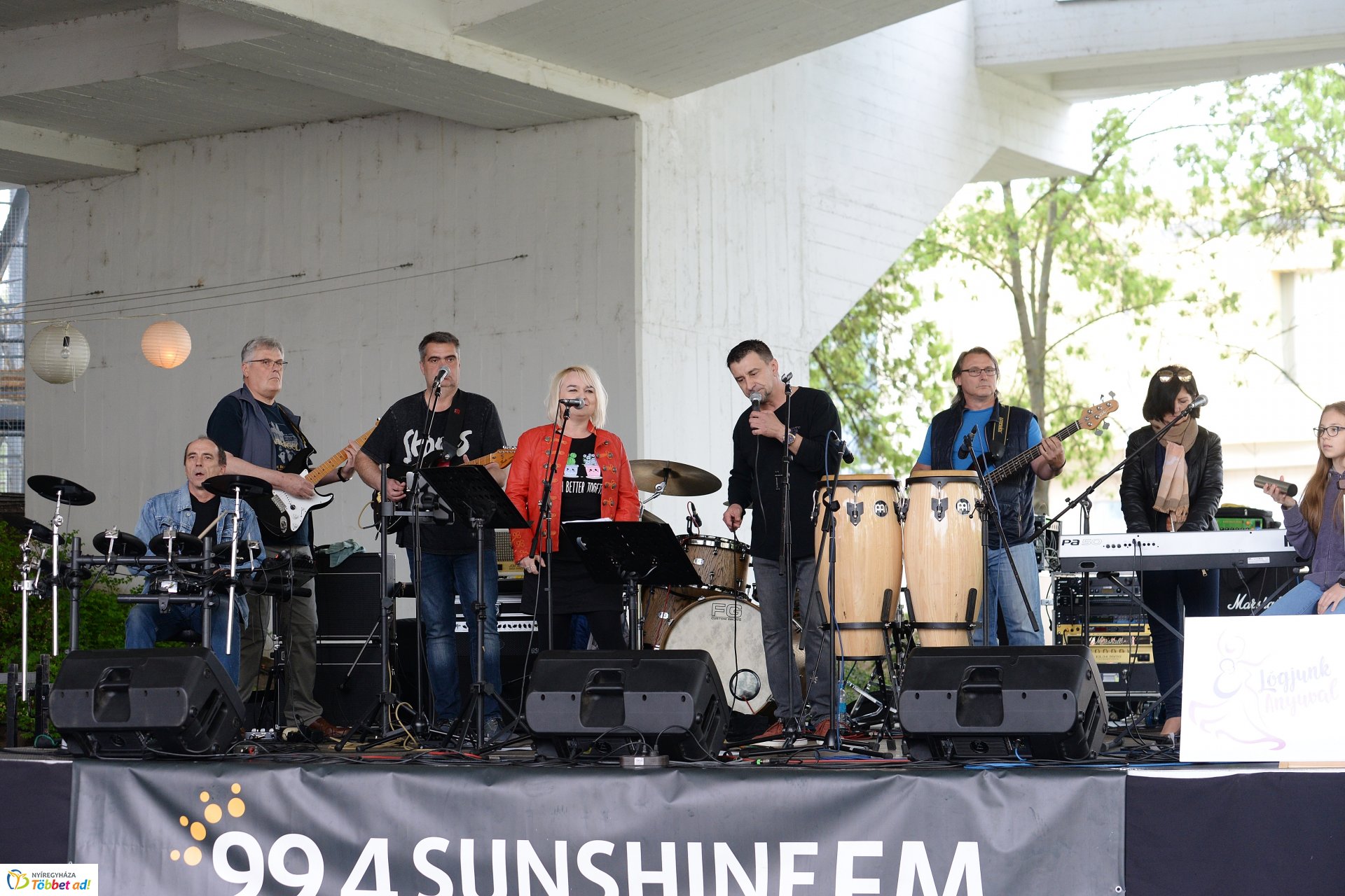 Jótékonysági koncert a Budai ikrekért