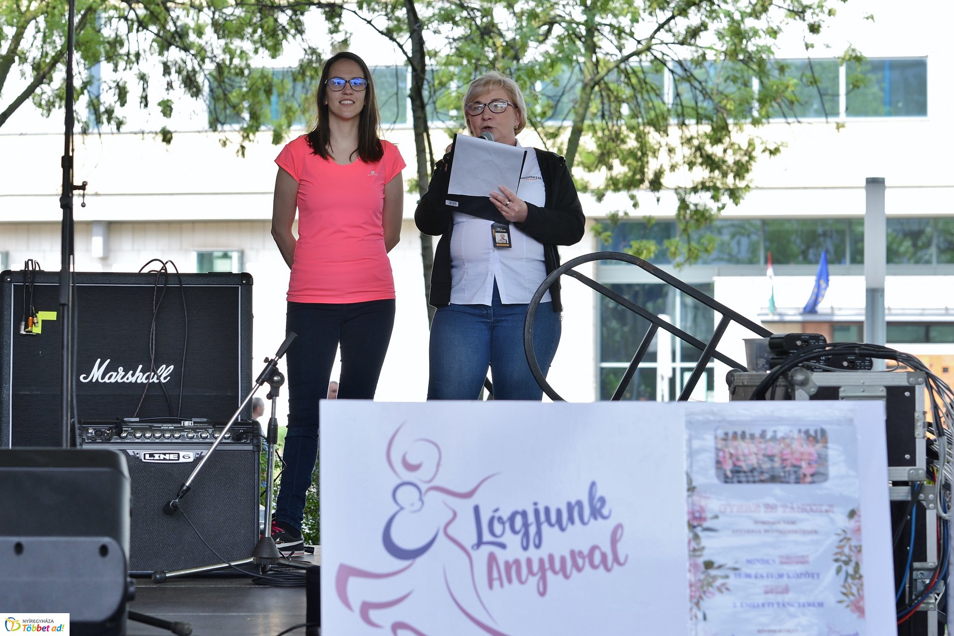 Jótékonysági koncert a Budai ikrekért