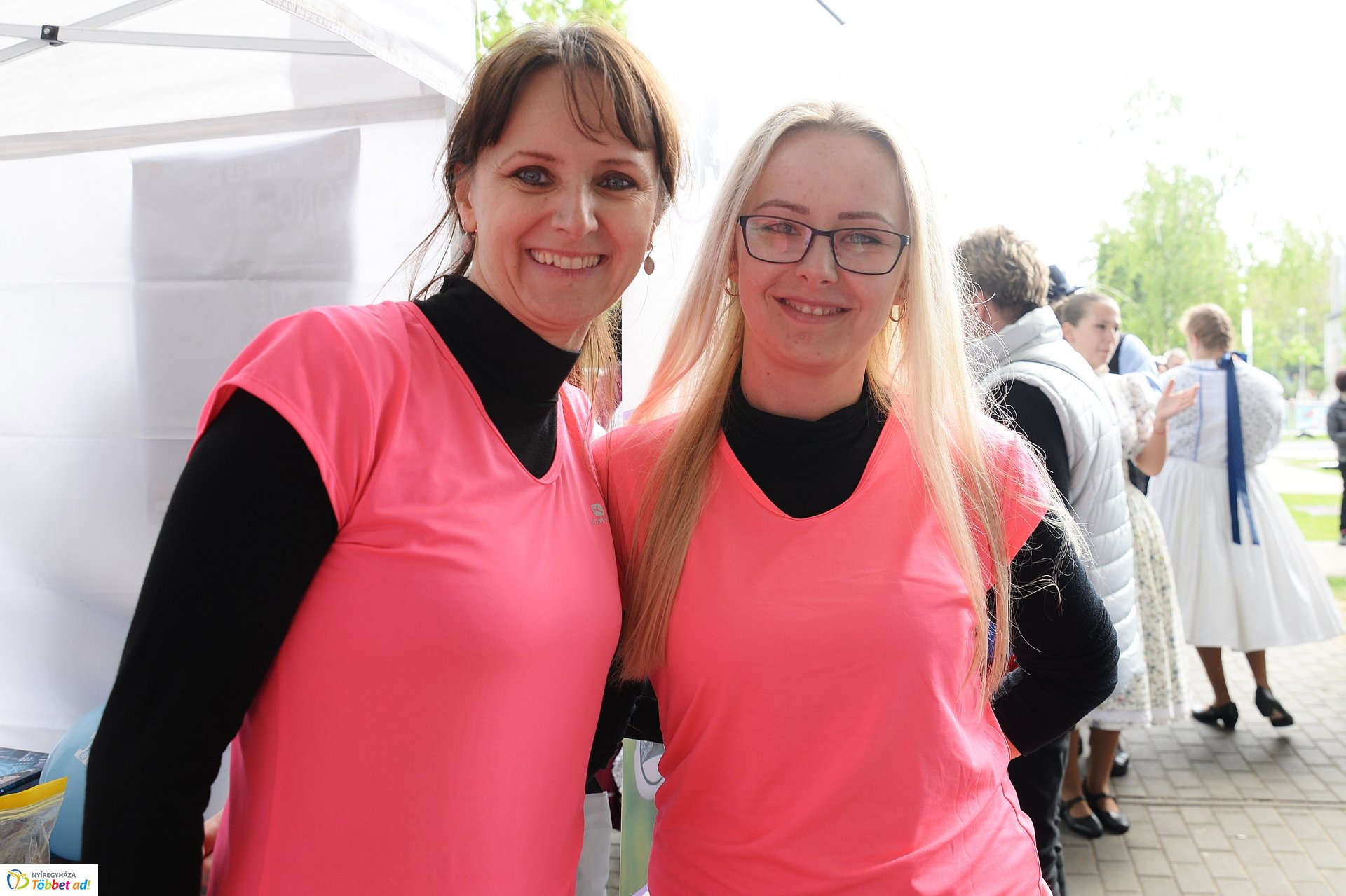 Jótékonysági koncert a Budai ikrekért