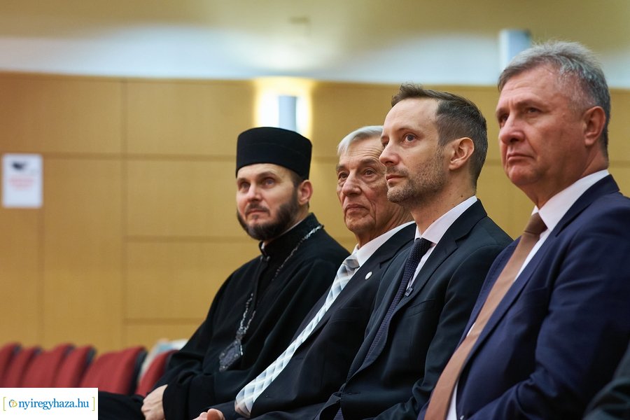 Jótékonysági koncert a Kodály Zoltán iskolában 20211110