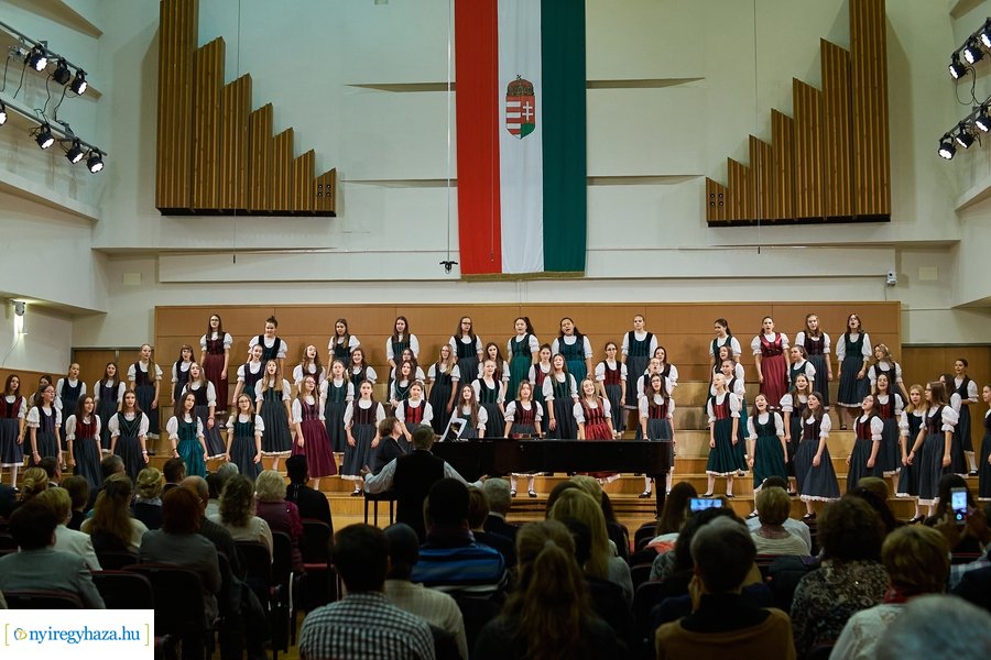 Jótékonysági koncert a Kodály Zoltán iskolában 20211110