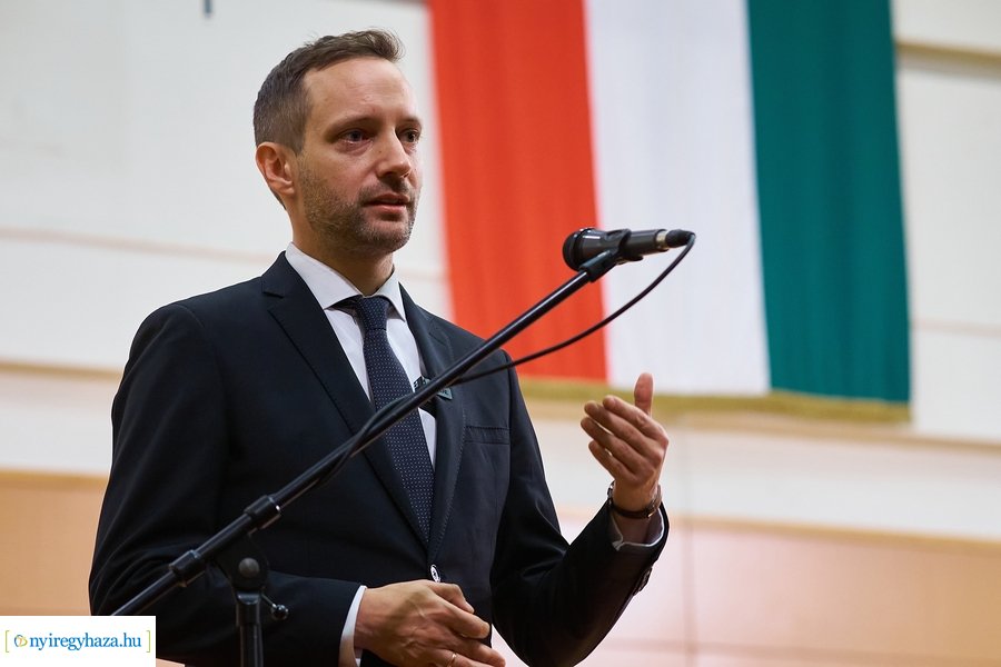 Jótékonysági koncert a Kodály Zoltán iskolában 20211110