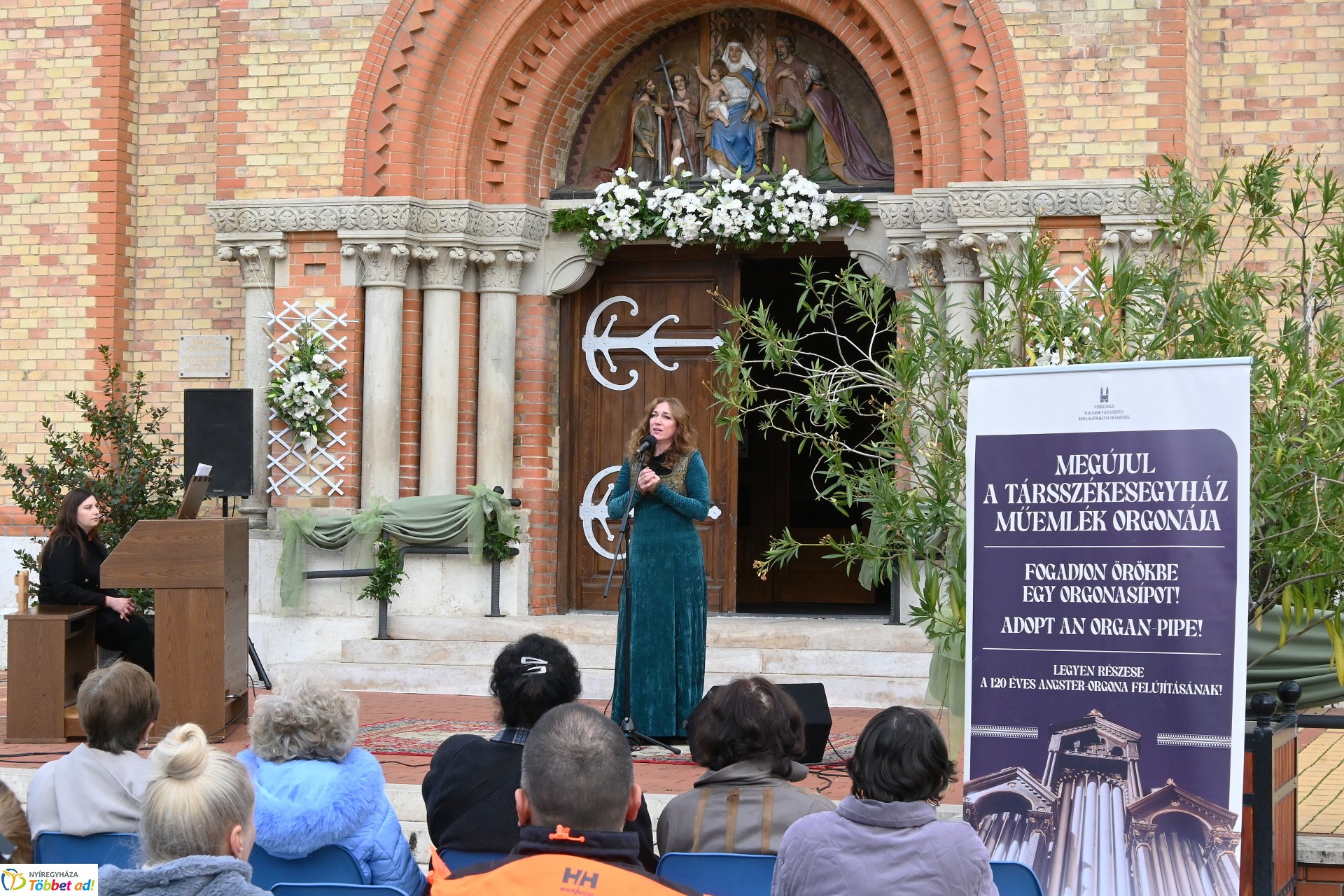 Jótékonysági térzene 